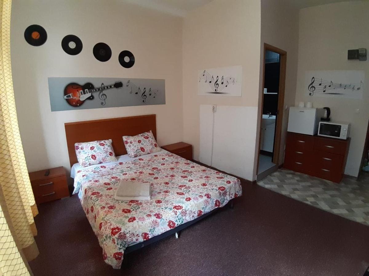 Old Town Friendly And Lovely Apartment Bukarest Exterior foto